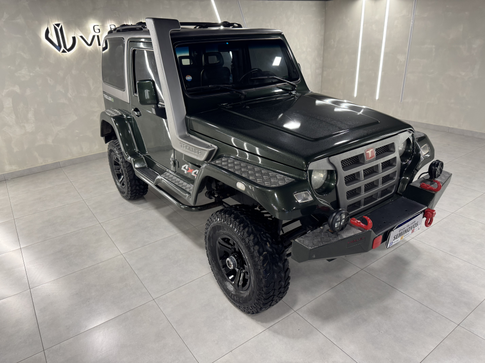 Foto T-4 4X4 3.0 TB INT CAPOTA LONA DIESEL M 2011
