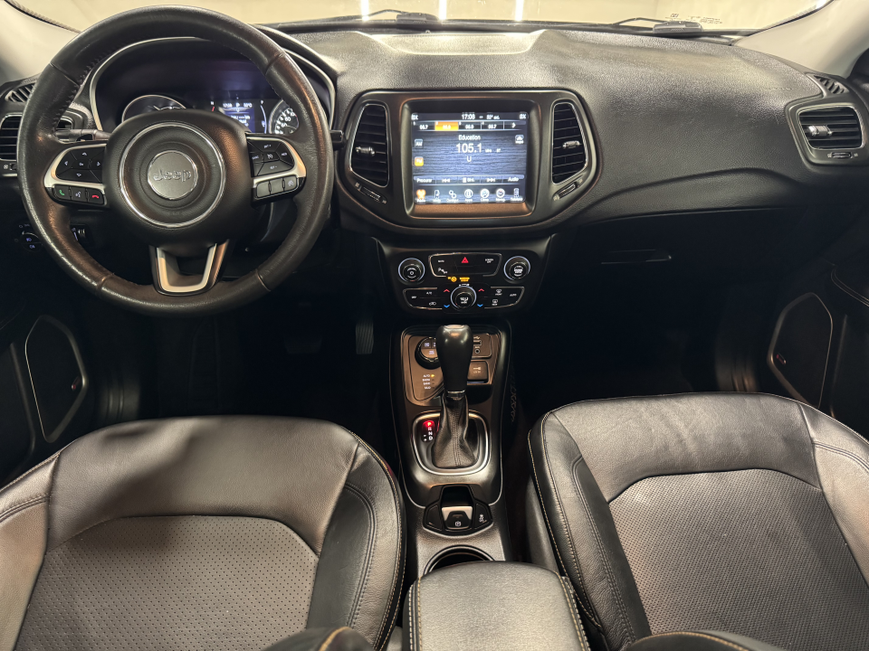 Foto JEEP COMPASS LONGITUDE D 4X4 MODELO 2017