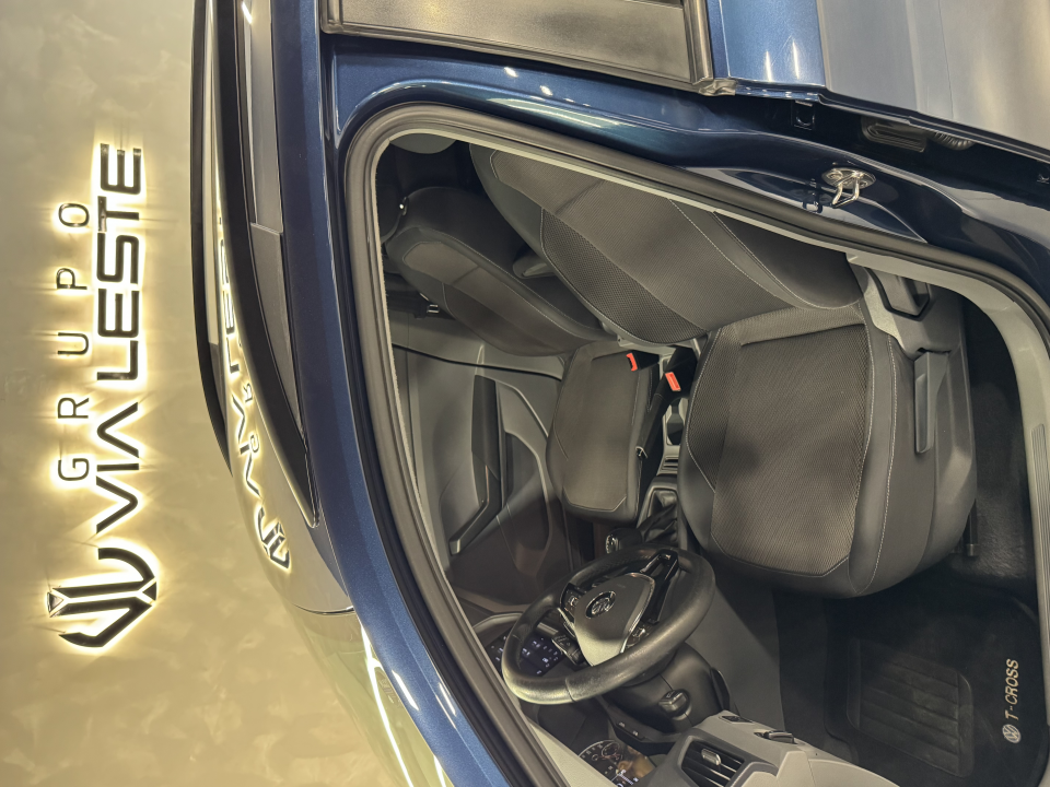 Foto T-CROSS 200 TSI FLEX AUT MODELO 2021 