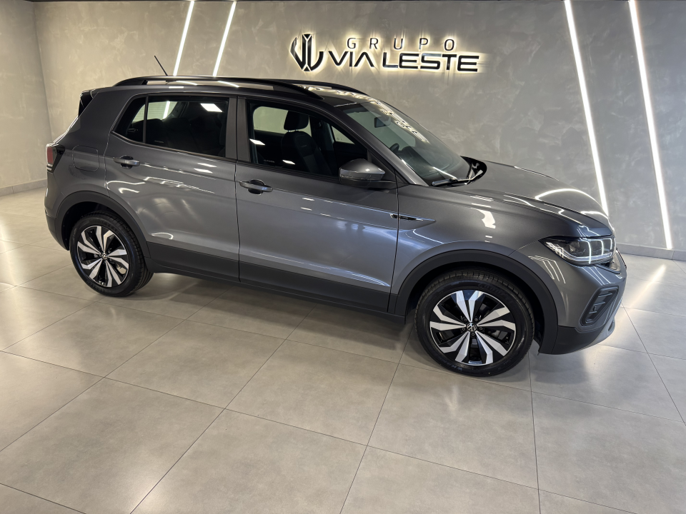 Foto T-CROSS -200 TSI 1.0 AUT MODELO 2025