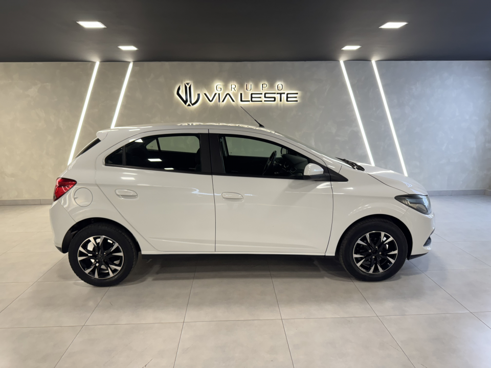 ONIX 1.4 FLEX LTZ MODELO 2015