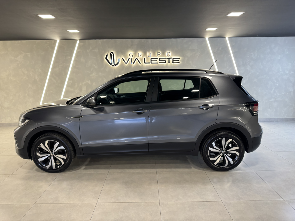 Foto T-CROSS -200 TSI 1.0 AUT MODELO 2025
