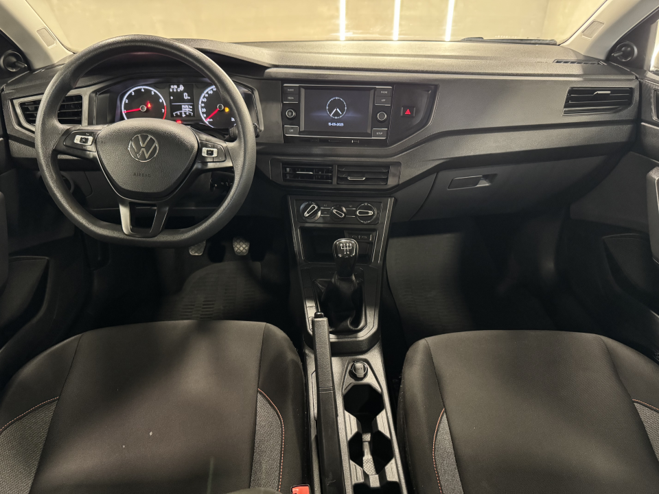 Foto POLO 1.0 MPI TRACK MODELO 2024